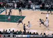 开云体育直播-包含尼克斯完胜雄鹿，范弗利特点燃赛场的词条