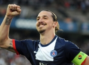 开云APP-奥亚尔萨瓦尔爆发梅开二度，马德里竞技友谊赛5-0狂胜哥伦比亚国民竞技