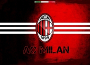 开云体育在线-迈凯伦横扫阿斯顿马丁，汉密尔顿状态火热，一场速度与意志的完美交响