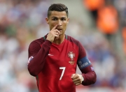 开云体育下载-奥运周期关键战焦点战，比利亚雷亚尔封锁曼联的战术启示