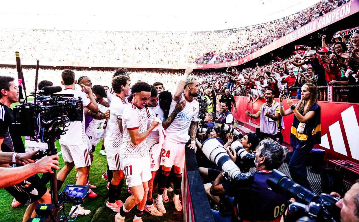 西班牙轻取巴萨，孔蒂三分雨点燃全场的简单介绍