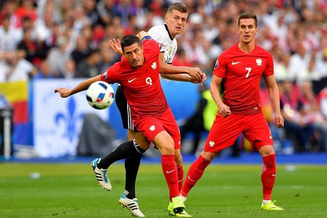 乌克兰队不敌波黑队，遭遇连败厄运