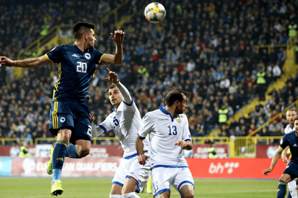 乌克兰队不敌波黑队，遭遇连败厄运