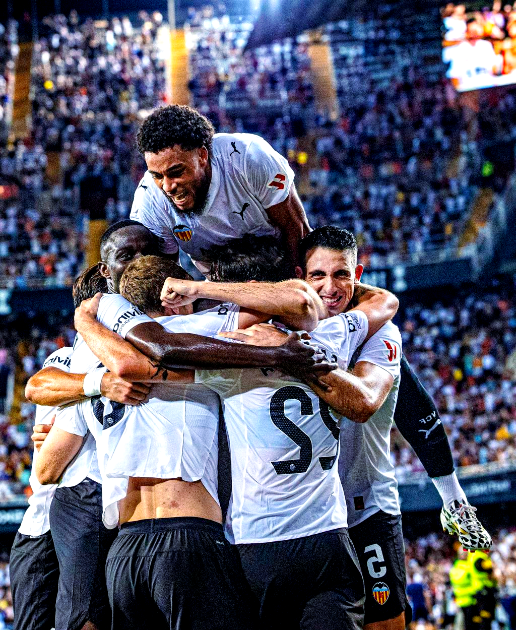 关于塞尔塔镇守主场，迎战奥维耶多，双方拼尽全力！的信息