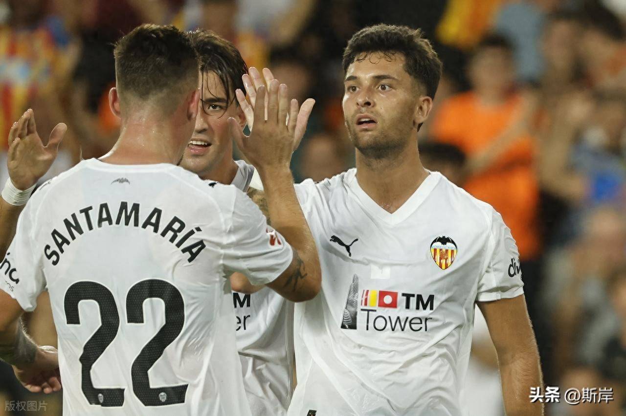 关于塞尔塔镇守主场，迎战奥维耶多，双方拼尽全力！的信息