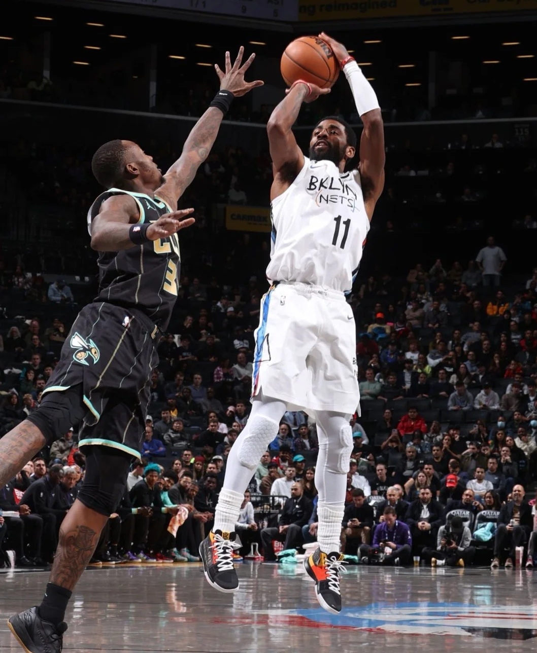 篮网惨败公牛，欧文出战寥寥未进一球球队遭逆转的简单介绍