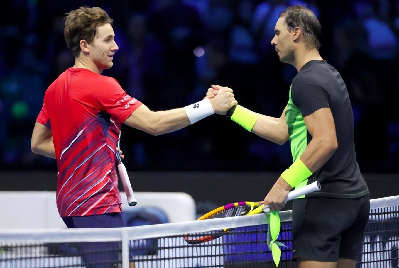 包含拉沃尔杯完胜联合杯，鲁德关键制胜的词条