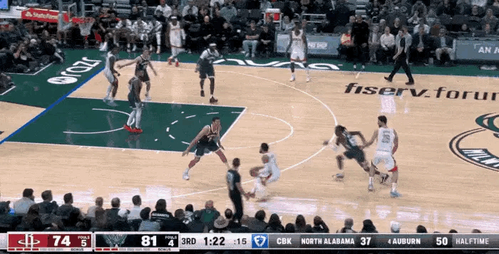 包含尼克斯完胜雄鹿,范弗利特点燃赛场的词条 包含尼克斯完胜雄鹿,范弗利特点燃赛场的词条