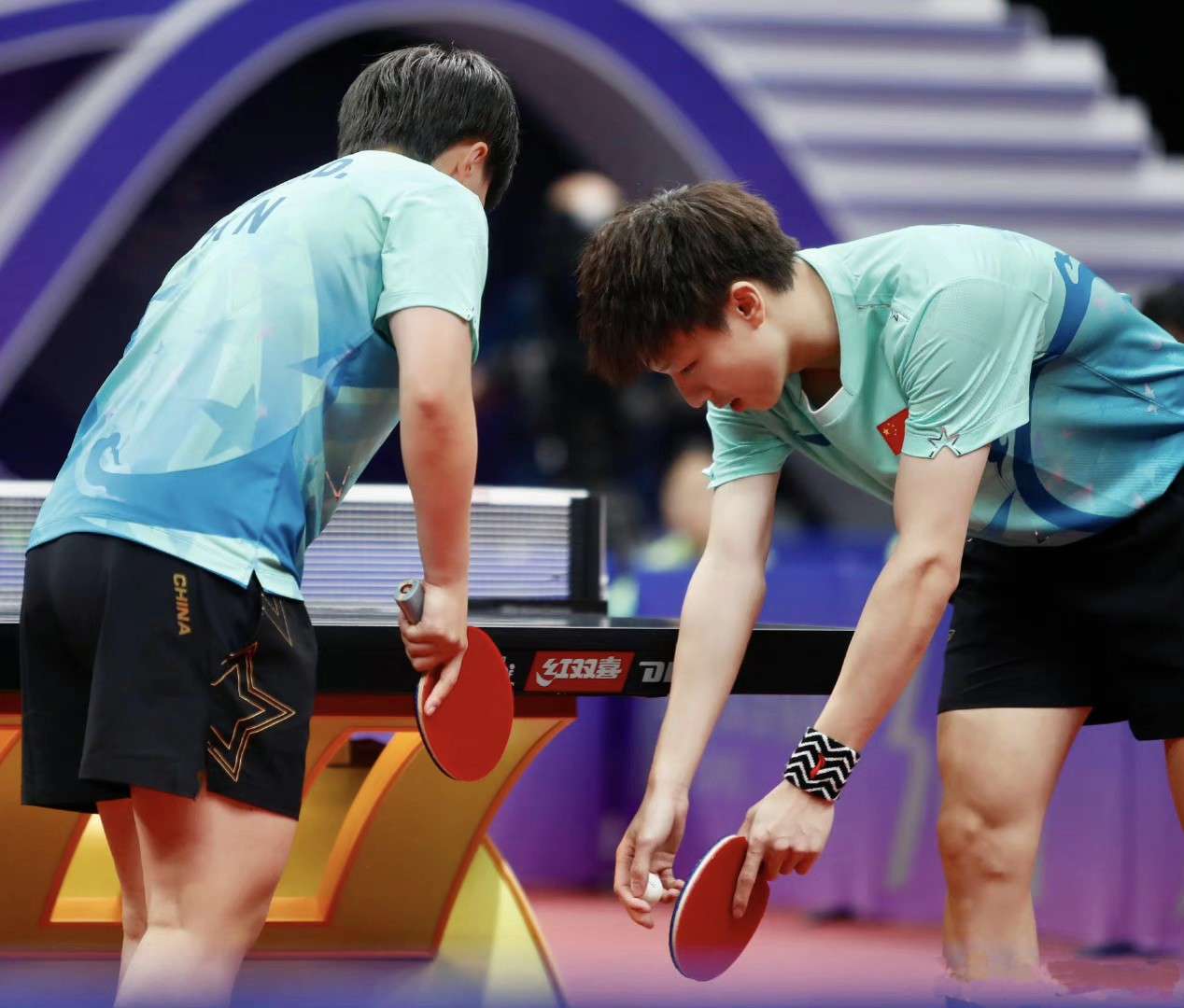 比利时乒乓球队力克韩国乒乓球队，许昕爆发神勇的简单介绍