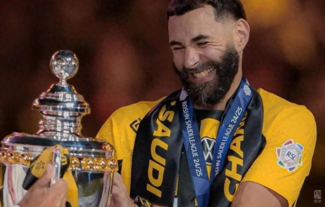 乌拉圭力克中国,本泽马惊艳四座的简单介绍 乌拉圭力克中国,本泽马惊艳四座的简单介绍