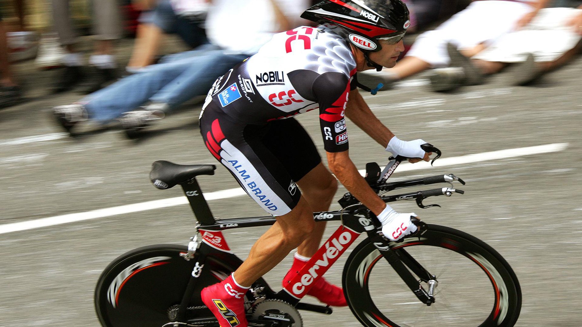 掘金强势拿下老鹰,西亚卡姆冠军级表现