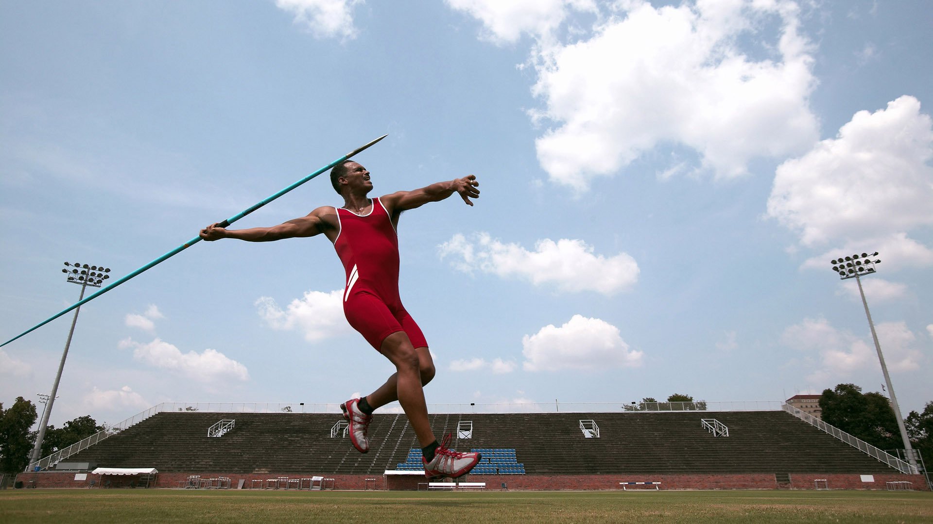 马德里竞技式火力压制,澳大利亚如何借鉴阿劳霍攻防转换哲学?